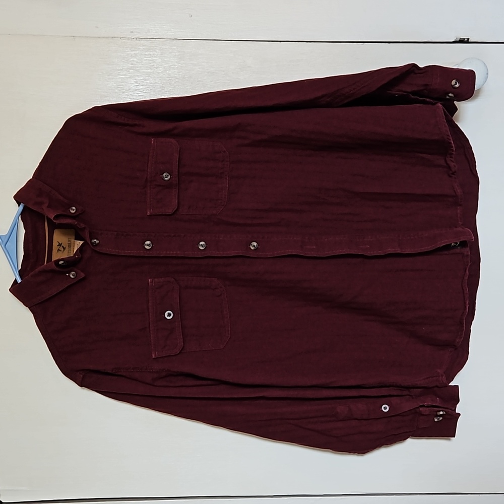Outdoor life men's maroon button down size medium